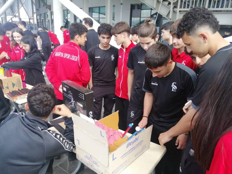 Araştırmacılar Adapazarı Sakarya Spor Lisesinde